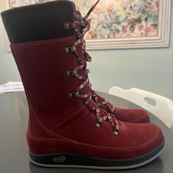 NEW Chaco Uma boot - Picture 3 of 8